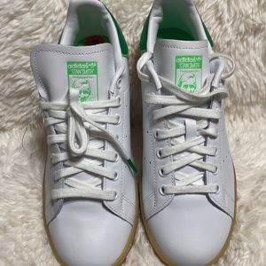 Adidas  Stan Smith sneakers Color green Gum soles men’s size 7